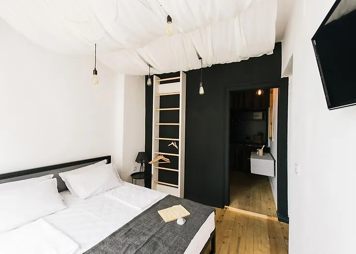 Mouse House Kapana Πανσιόν 3*