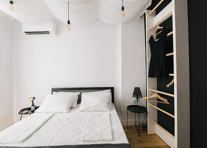 Mouse House Kapana Πανσιόν